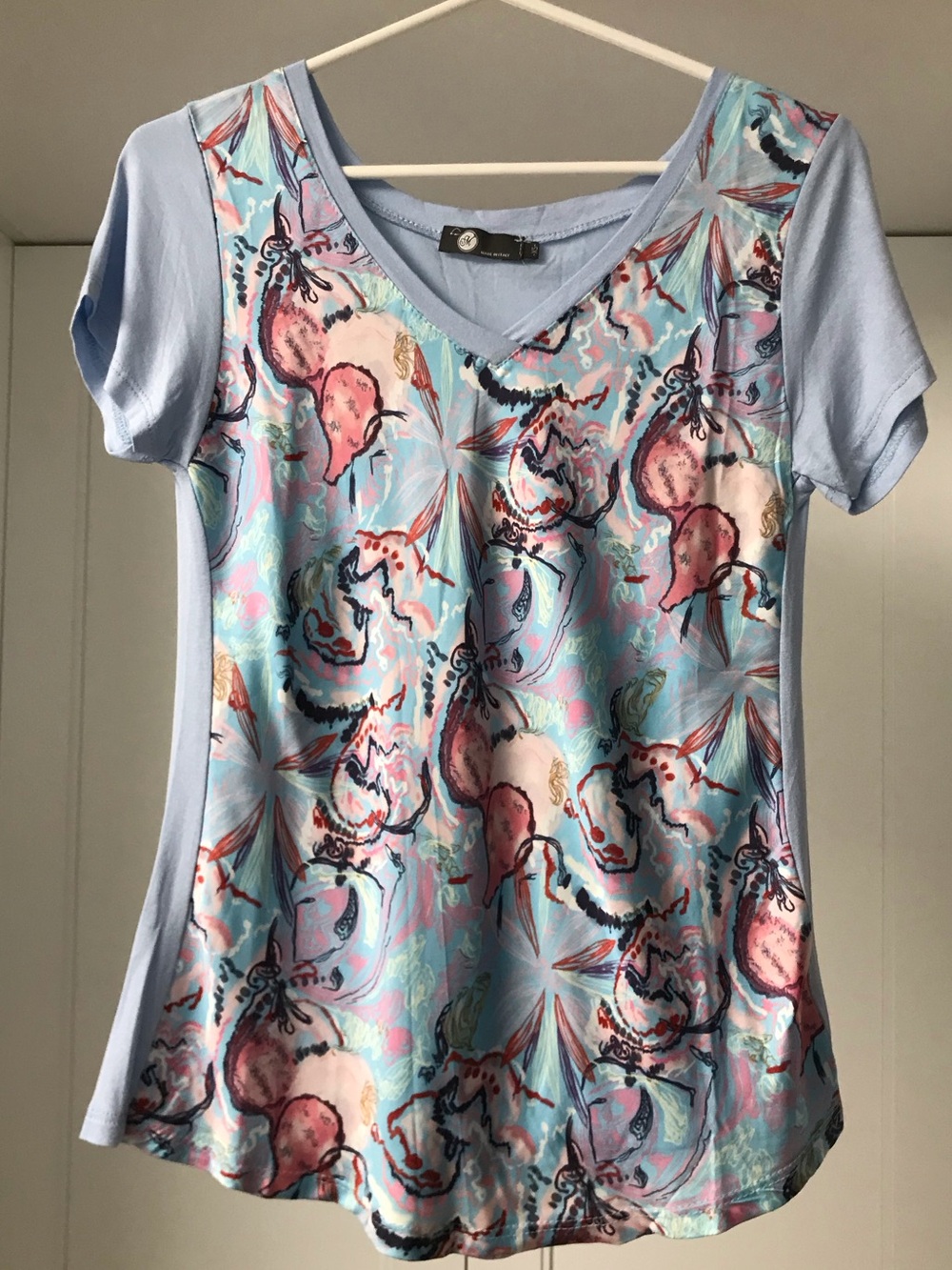 Women's V-Neck Floral Print Short Sleeve Top - Light Blue